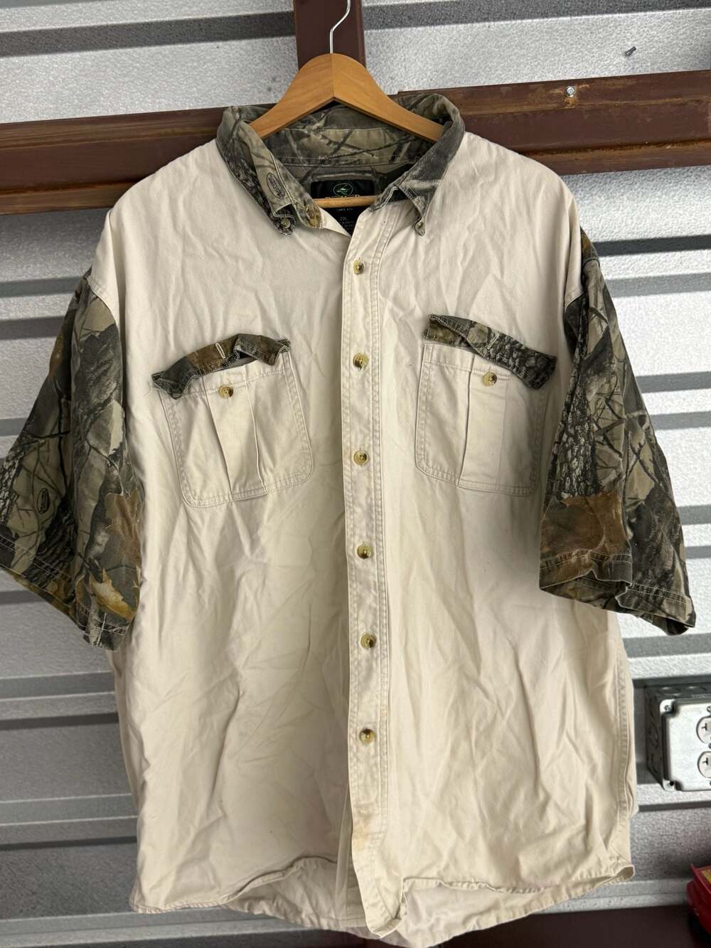 RedHead Men's 2XL Short Sleeve Button Down Camo Accent Shirt